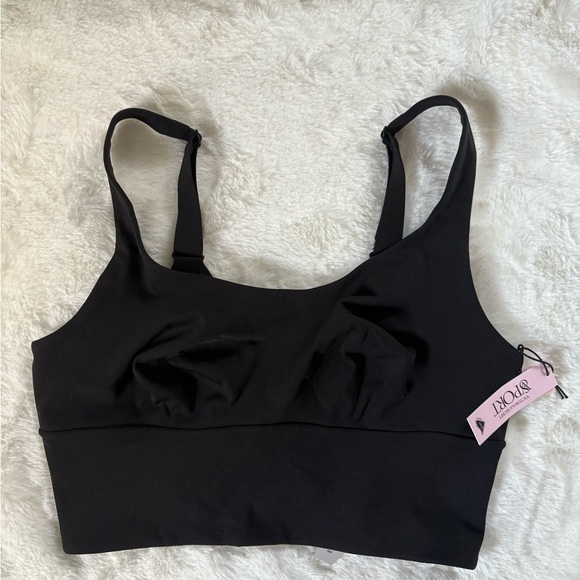 NWT Victoria Secret Elevated Cross Back Mesh Sports Bra, BlackSize: Small - Picture 3 of 5